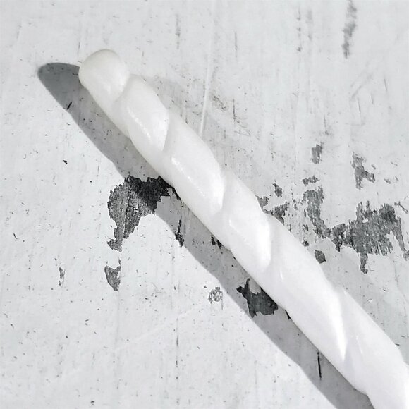 Handcrafted Avant Garde India Off White Carved Twisted Buffalo Bone Hair Stick - Picture 8 of 11